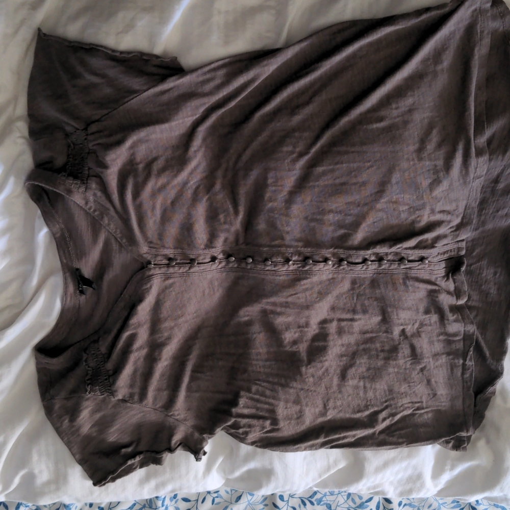 Adorable Torrid 2x button down mushroom colored tee